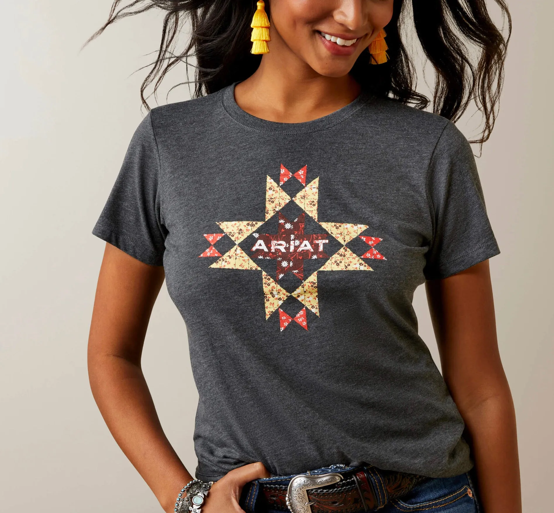 Ariat quilt logo teeshirt