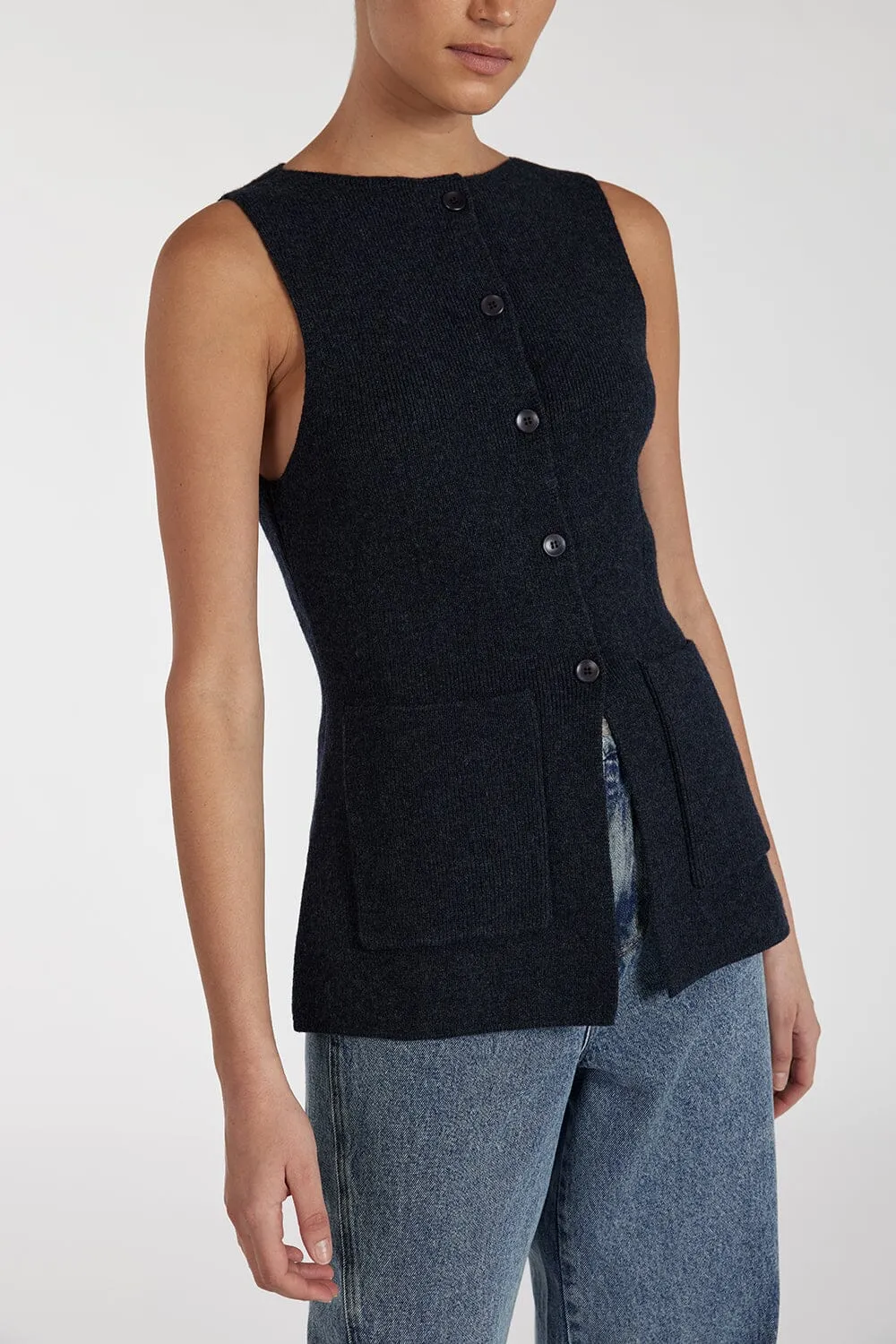 AVA INK LONGINE KNIT VEST