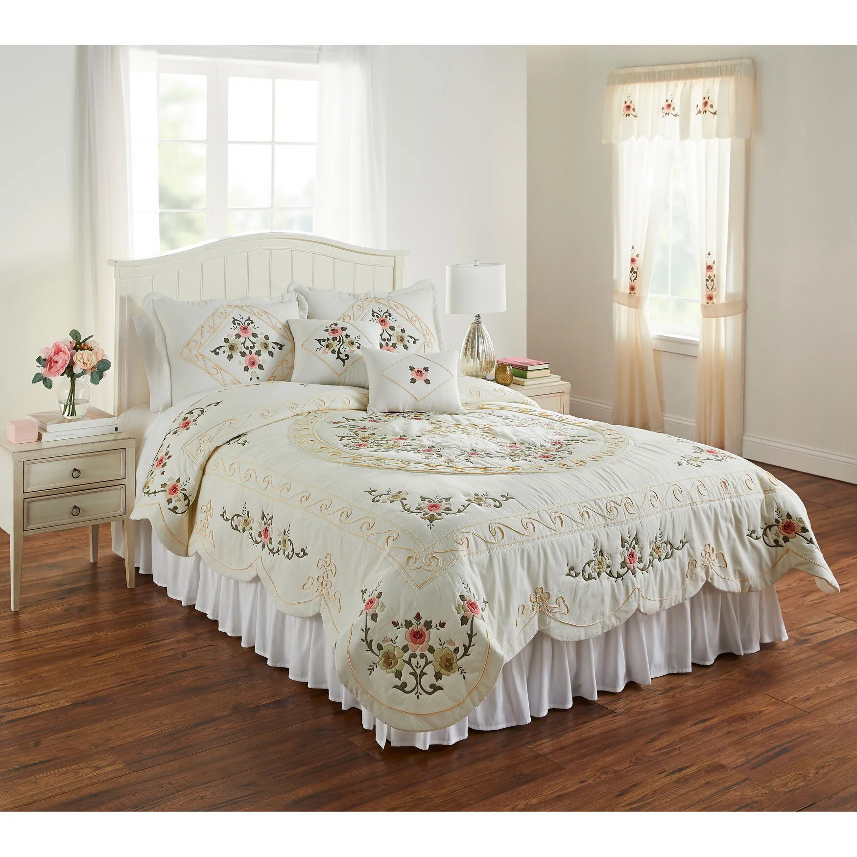 Ava Oversized Embroidered Cotton Quilt