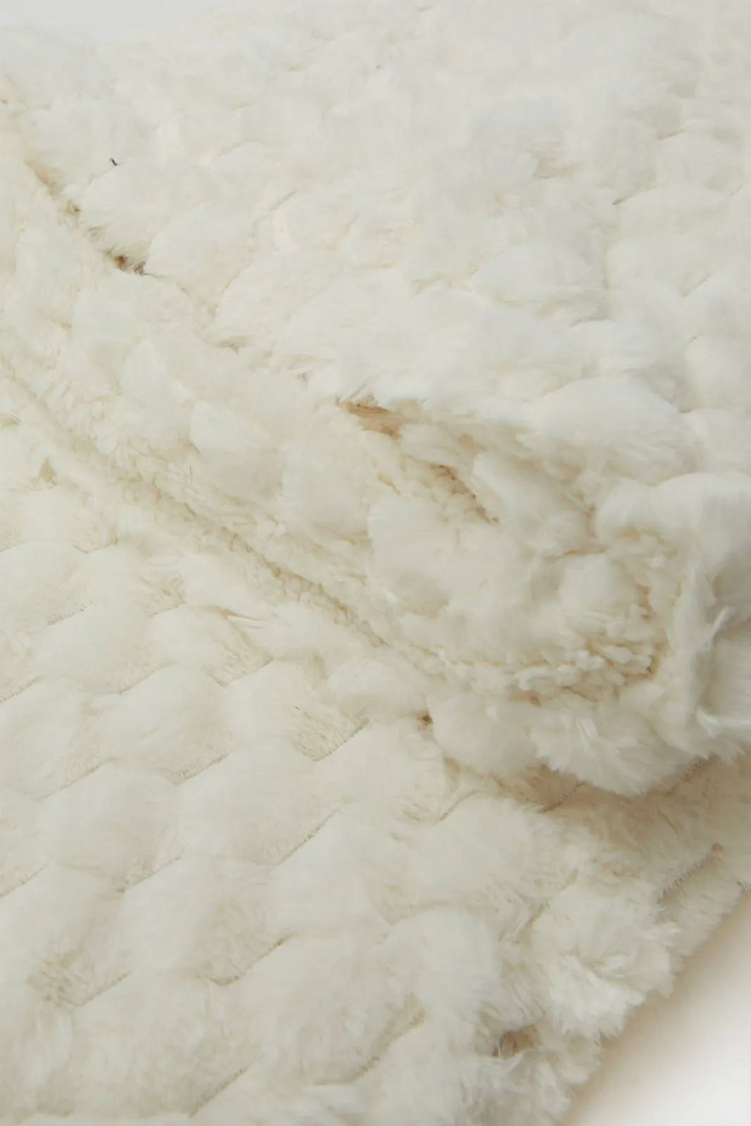 Cream Reversible Sherpa Blanket (Single Size)