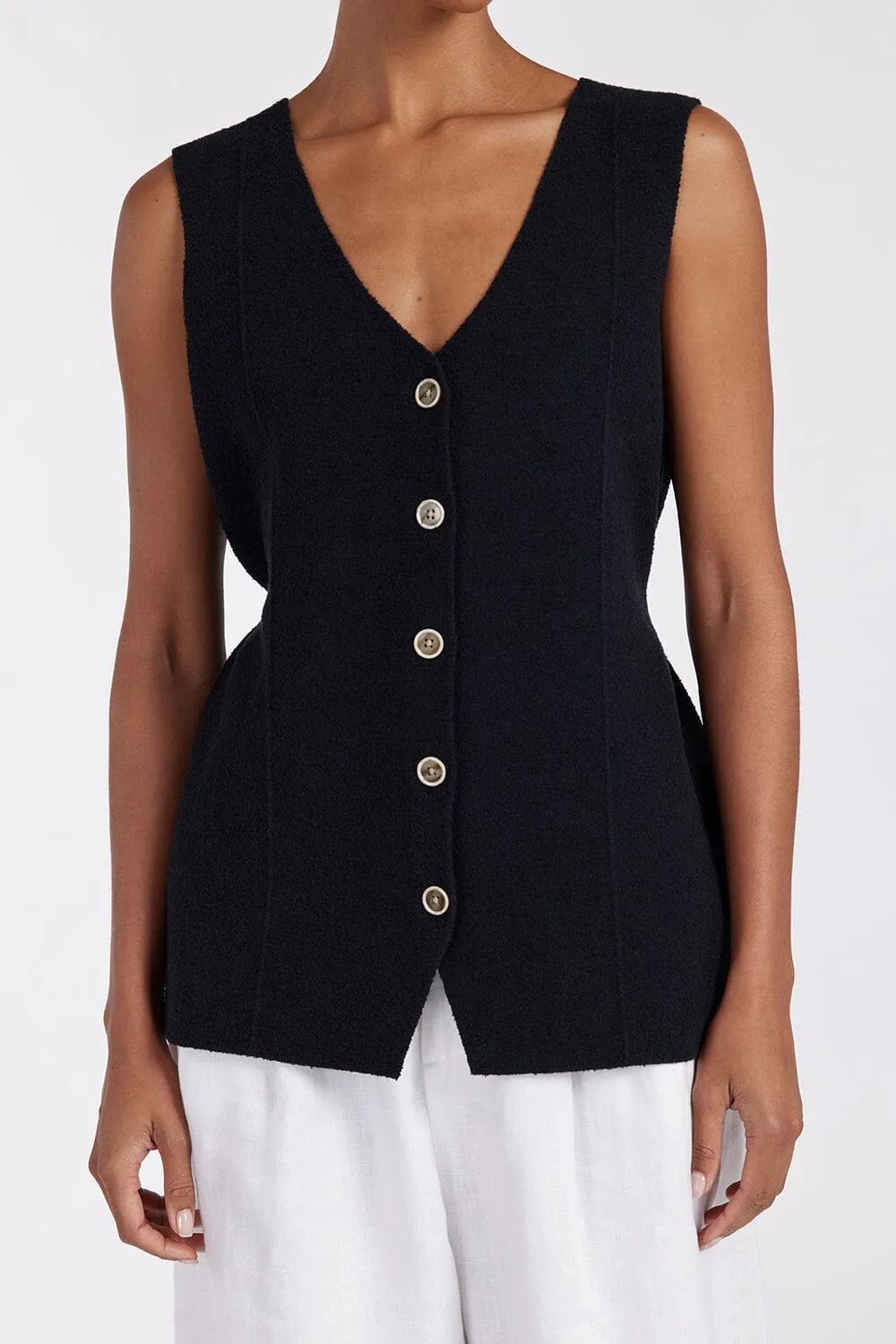 LISA BLACK TAILORED KNIT VEST