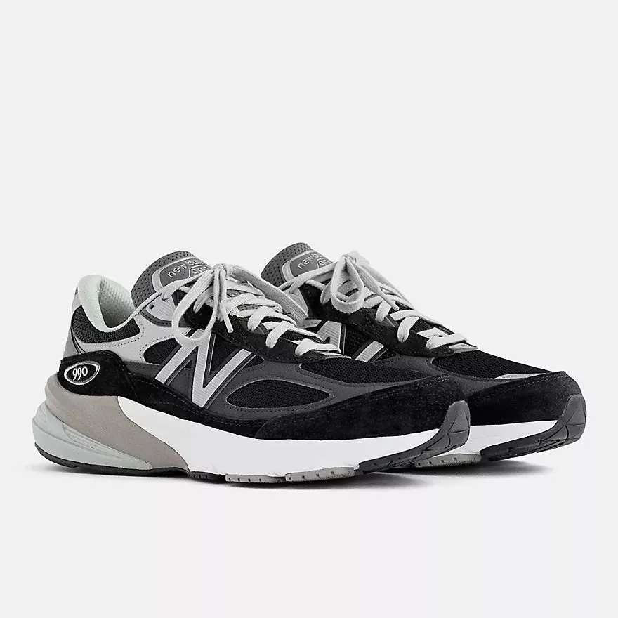 New Balance Men’s M990BK6 Black with White