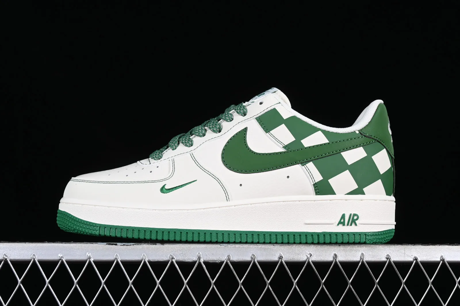 Nike Air Force 1 07 Low Hoops Off White Dark Green GZ5688-011