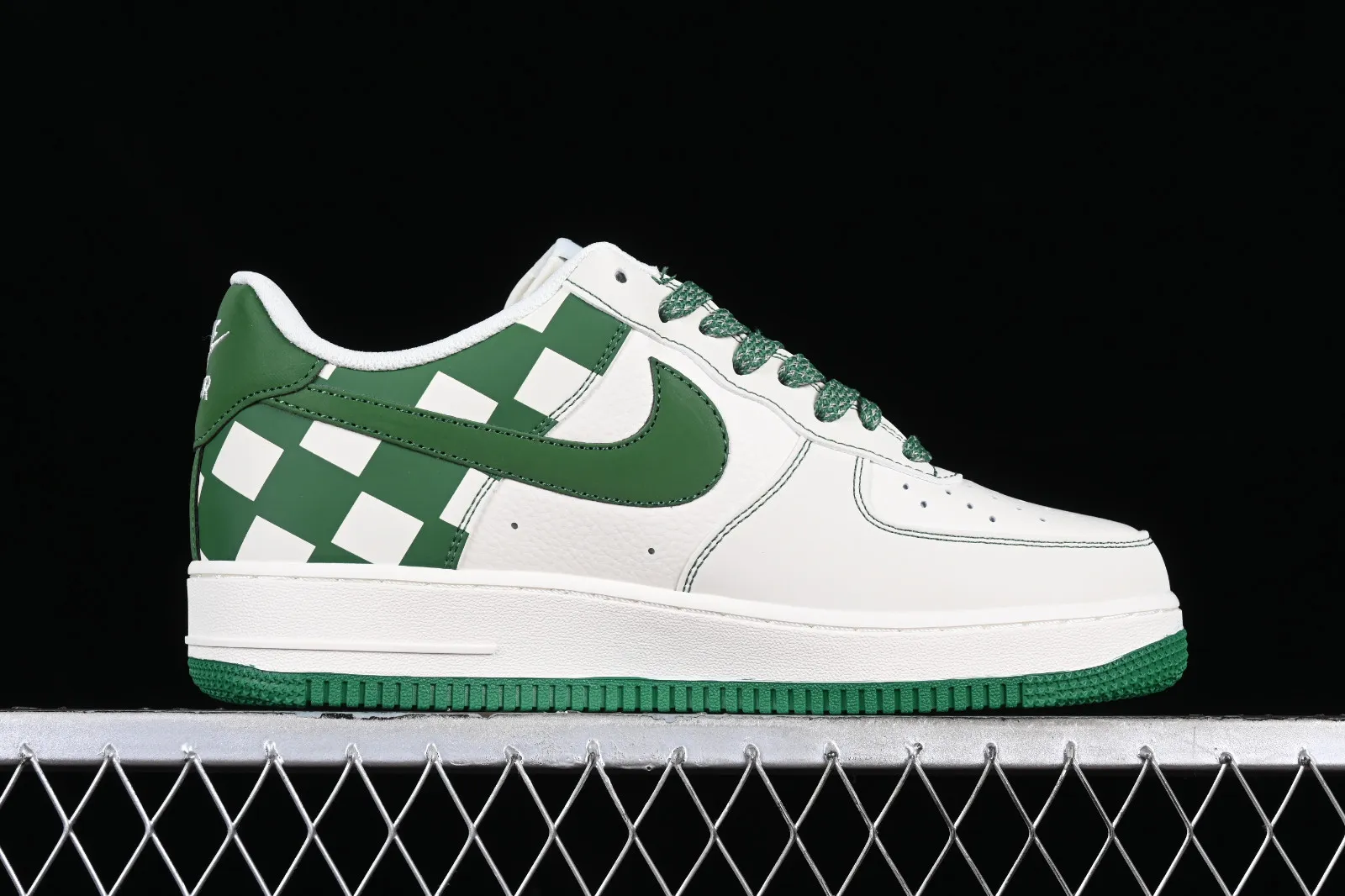 Nike Air Force 1 07 Low Hoops Off White Dark Green GZ5688-011