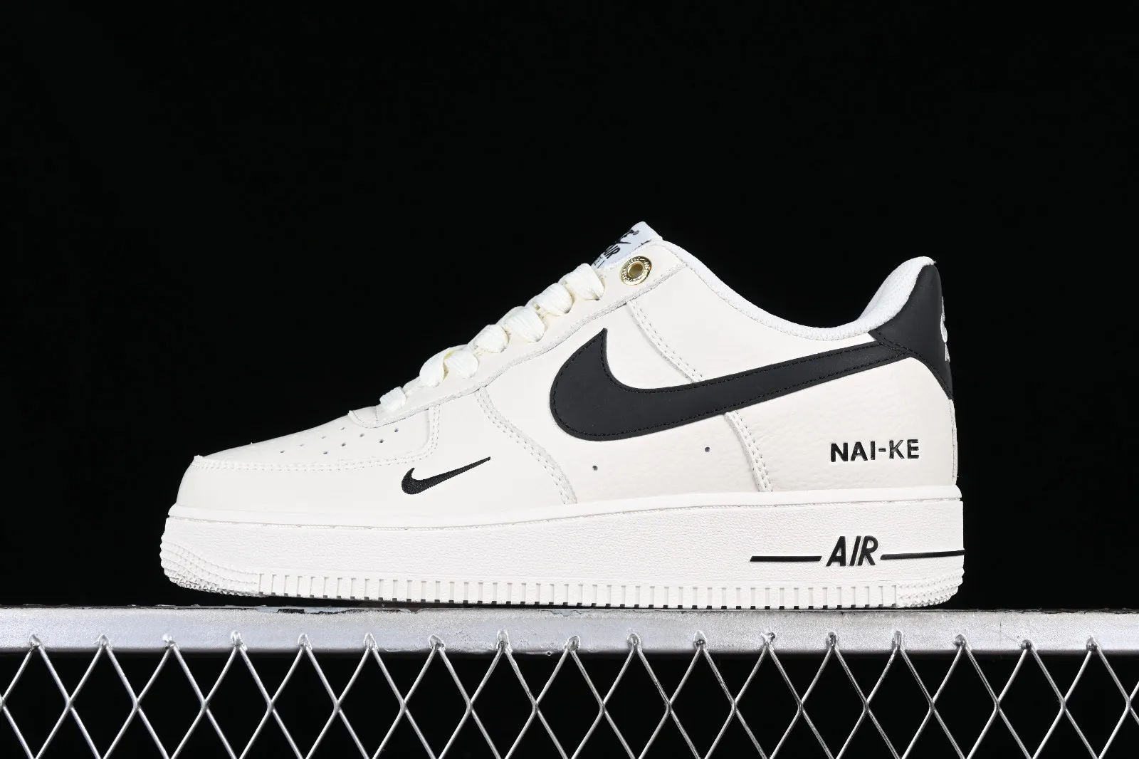 Nike Air Force 1 07 Low NAI-KE Off White Black NK0621-922