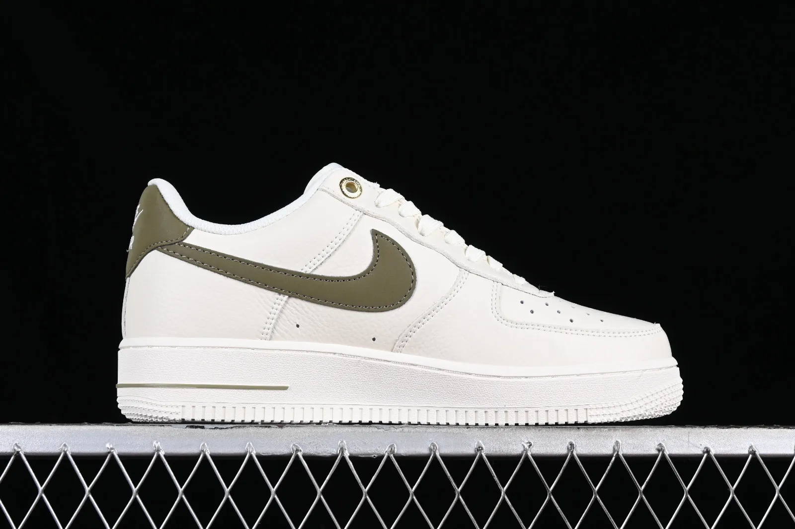 Nike Air Force 1 07 Low NAI-KE Olive Off White NK0621-955