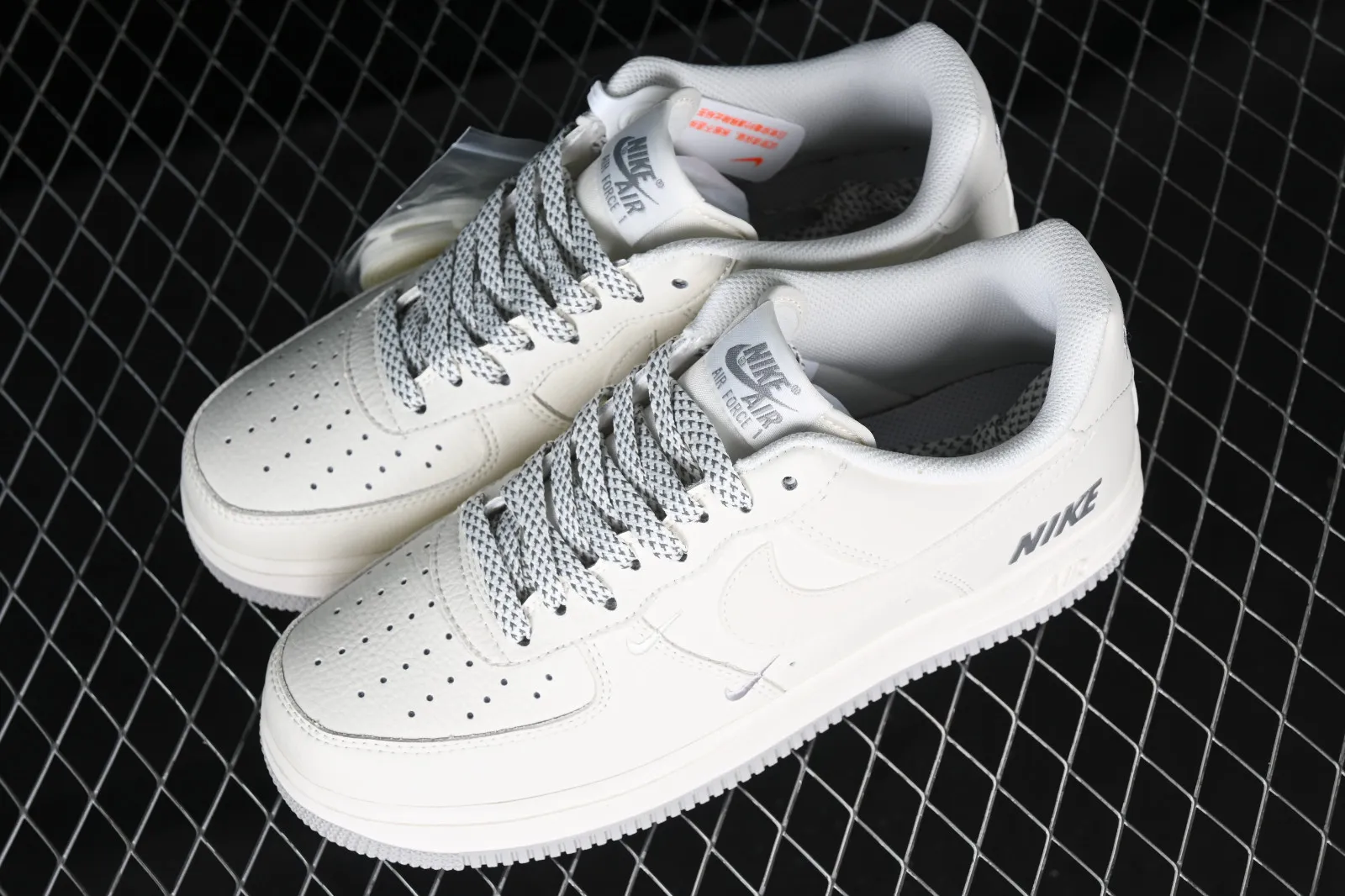 Nike Air Force 1 07 Low NIKE Off White Light Grey TV2306-255