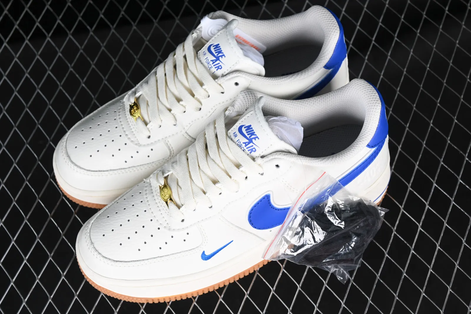 Nike Air Force 1 07 Low Royal Blue White Gum WA0531-302