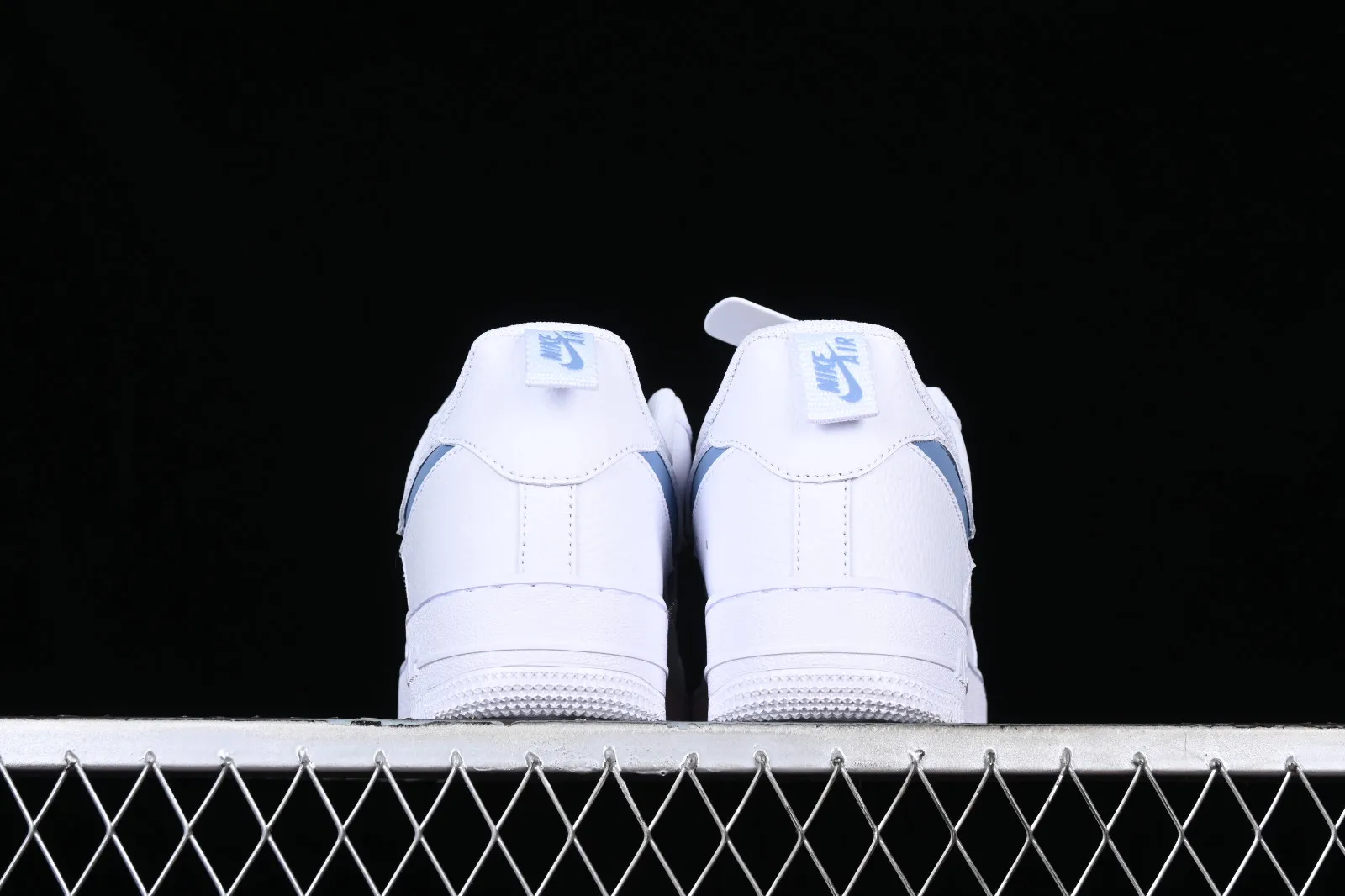 Nike Air Force 1 07 Low White Blue Black CV3039-118