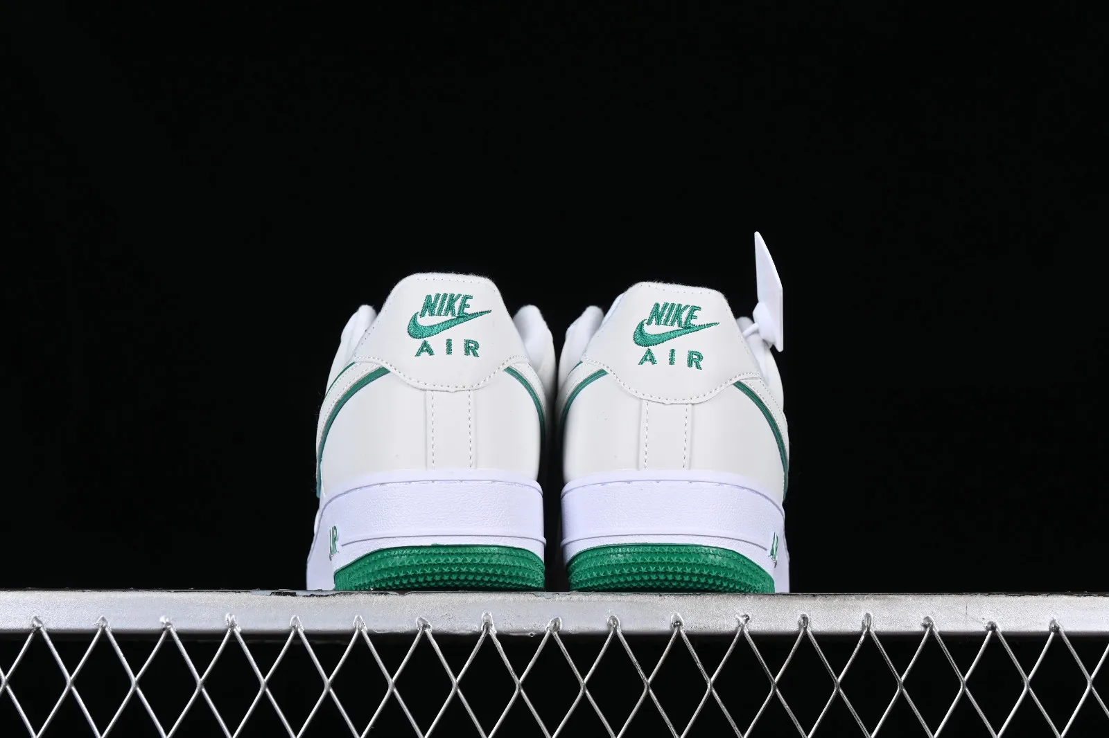 Nike Air Force 1 07 Low White Green YZ8115-001