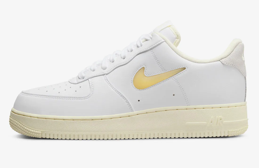 Nike Air Force 1 Low 07 Jewel Pale Vanilla Coconut Milk DC8894-100