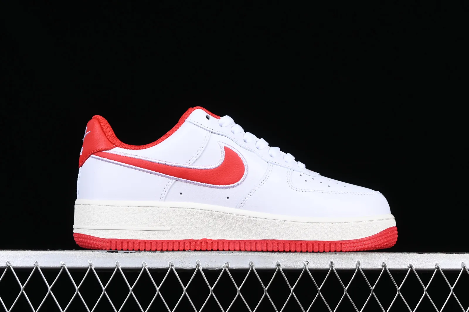 Nike Air Force 1 Low White Red Sail FV0392-101