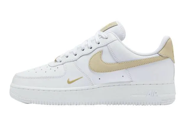 Nike wmns air force 1 07 essential white rattan