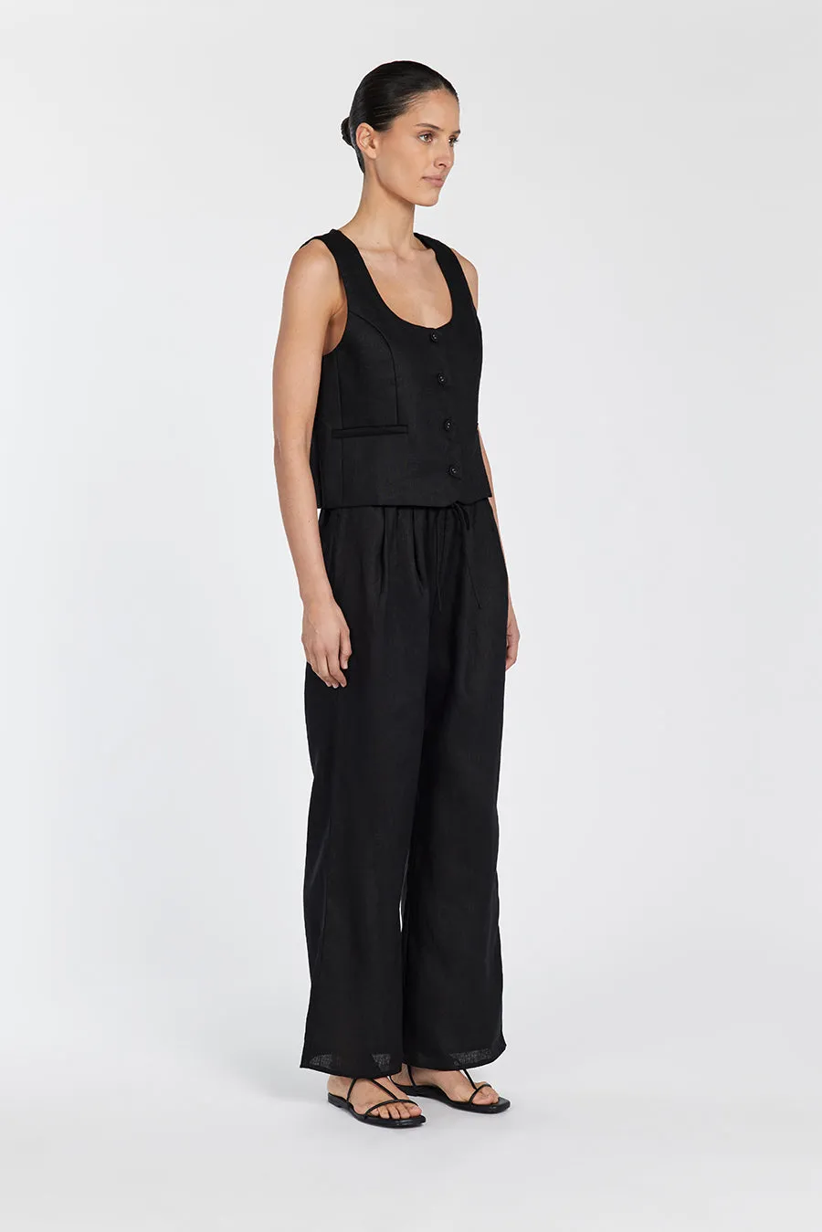 OSCAR BLACK SCOOP NECK LINEN VEST