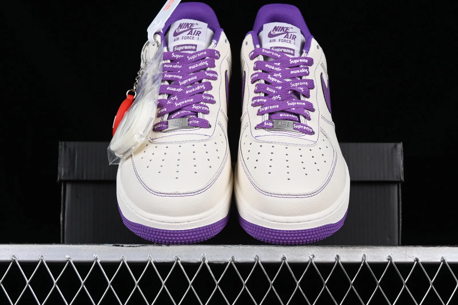 Supreme x Nike Air Force 1 07 Low Off White Dark Purple SU0220-012