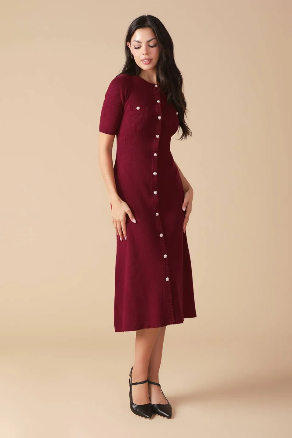 URBAN ELEGANCE SWEATER MIDI DRESS