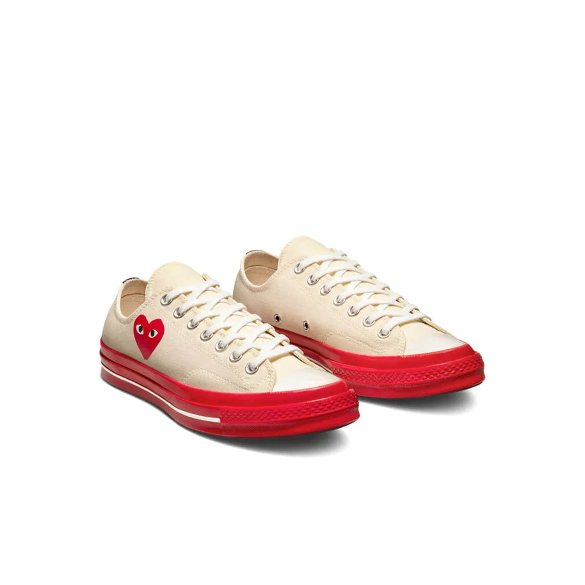 X CDG PLAY CHUCK TAYLOR LOW OFF WHITE / RED | Bodega